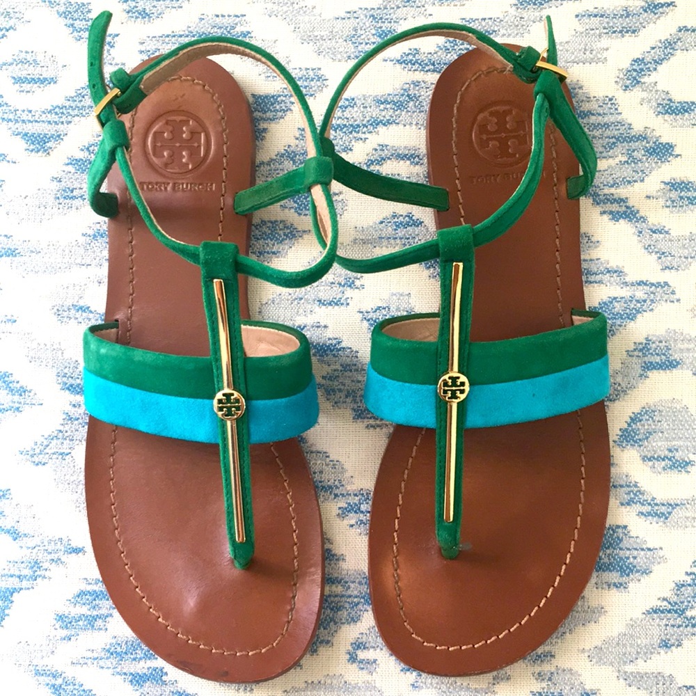 Tory Burch BAR LOGO FLAT SANDAL - BERMUDA TEAL/EMERALD STONE, Size: 6
